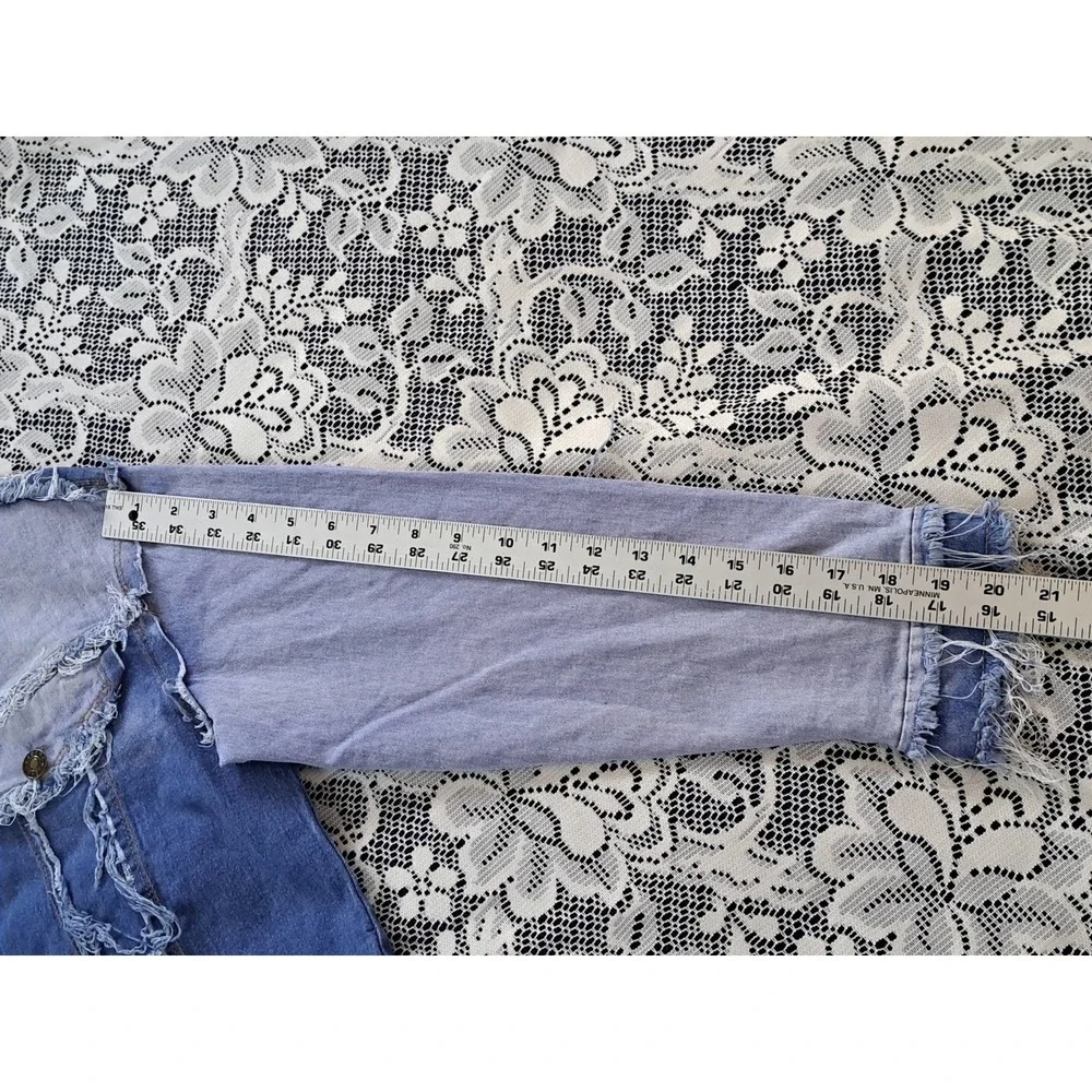 Unbranded Distressed Patchwork Denim‎ Jacket Blue Two Tone Raw Hem Small